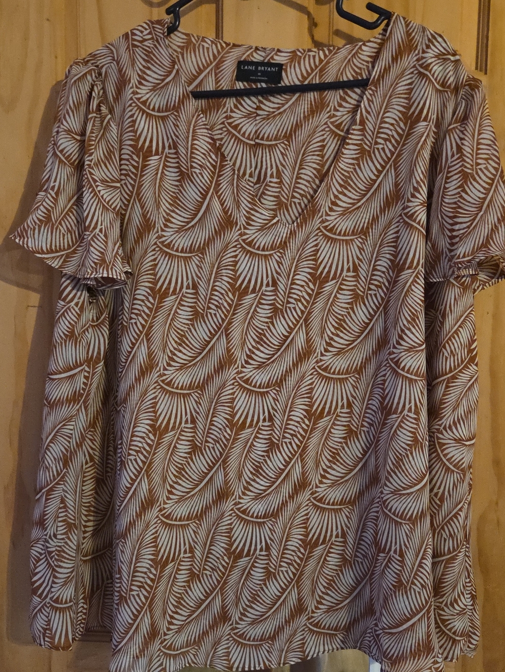 Lane Bryant Brown & Cream Leaf-Print V-Neck Flutter Top